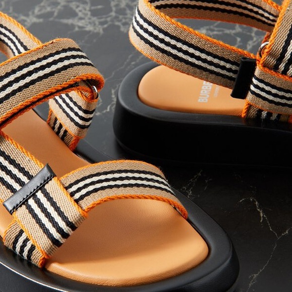 Burberry trimmed stripped sandals - Picture 6 of 7